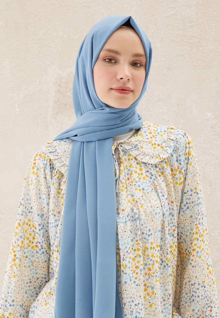 CRINKLY MEDINA SILK HIJAB SKY BLUE