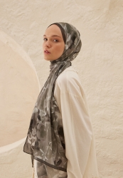 LIZZY PATTERN RAMI HIJAB SMOKED