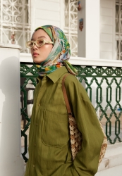 AMELIA PATTERN RAMI HIJAB FOREST