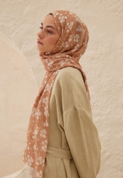 DAISY PATTERN RAMI HIJAB PEACH