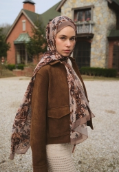 WILD FLORA PATTERN SILK CREPE HIJAB MINK